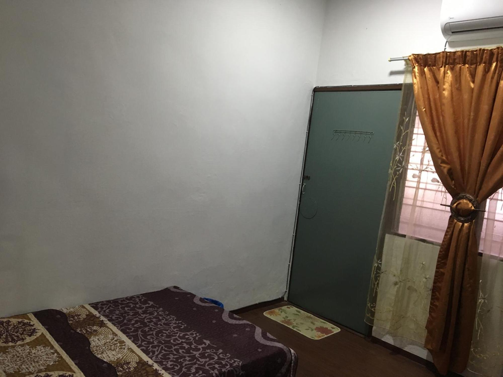 Rb Double Storey Bandar Tasik Selatan Homestay Куала-Лумпур Экстерьер фото