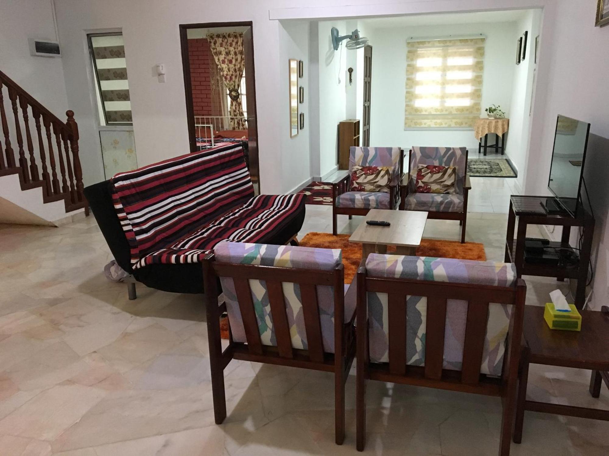Rb Double Storey Bandar Tasik Selatan Homestay Куала-Лумпур Экстерьер фото